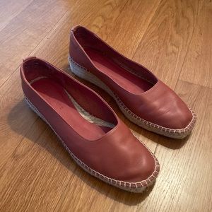 Everlane sz 9 espadrille flats in burnt sienna color
